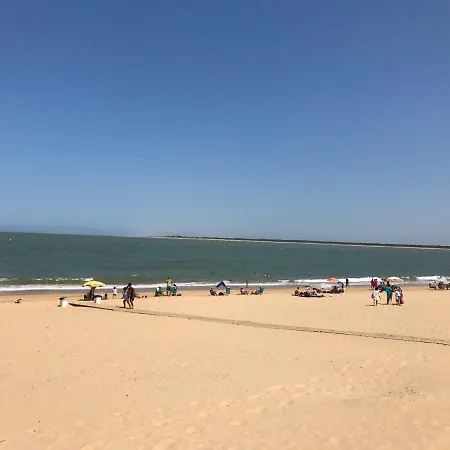 Adosado Cerca De La Playa *